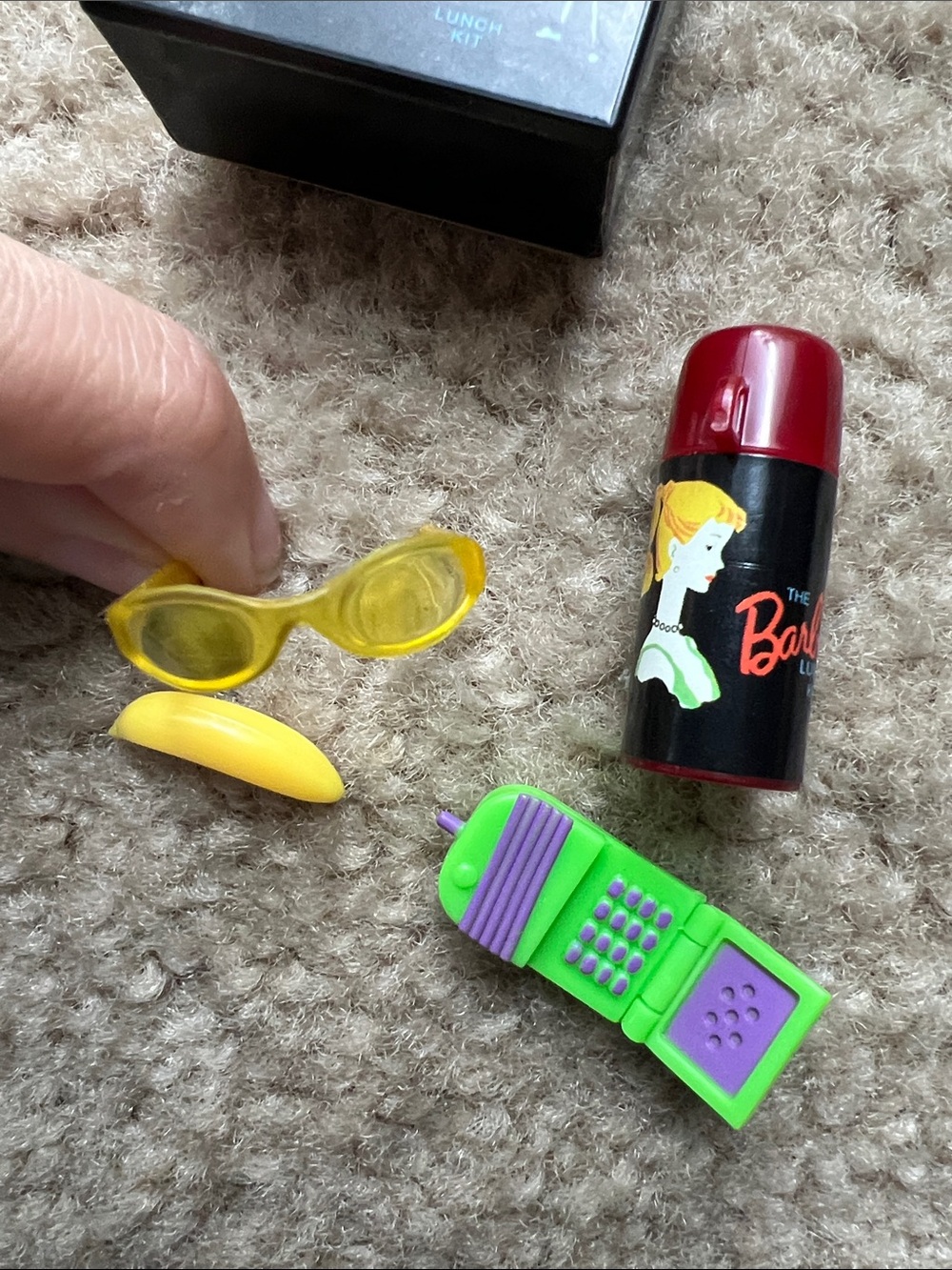 Barbie Mini Lunch Box Keychain Set - Black Case Thermos Glasses Phone Banana - Picture 2 of 7